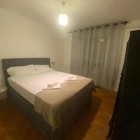 Ganzha Affittacamere 3*